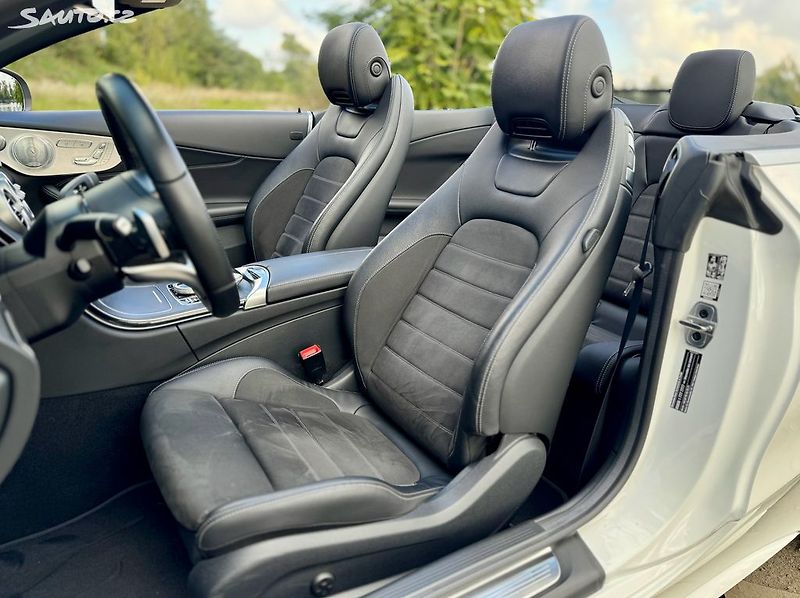 Mercedes-Benz Třídy C CABRIO 300d AMG - fotka 10 z 49