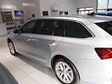 Škoda Octavia Combi Top Selection 2,0 TDI/11 - náhled 8