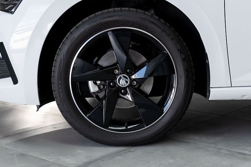 Škoda Scala 1.0 TSI STYLE PLUS*DPH*ČR* - fotka 33 z 39