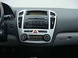 Kia Ceed (2008) 1.6CVVT, ČR, AC, TZ - náhled 19