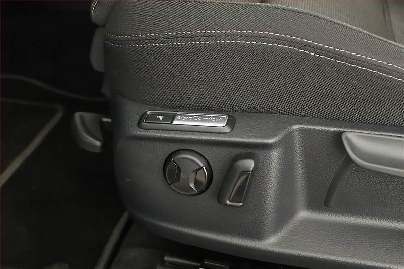 Volkswagen Passat (2016) 2.0 TDI, Navi, Tempomat - fotka 16 z 17
