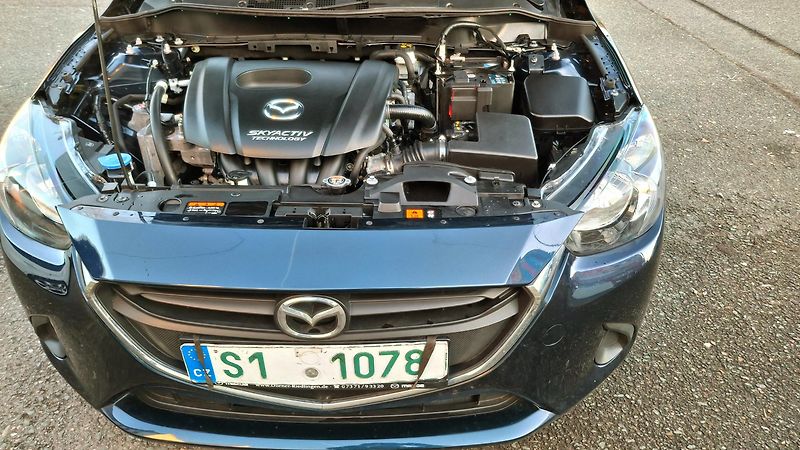 Mazda 2 1.5 66 kw servisní historie - fotka 11 z 39