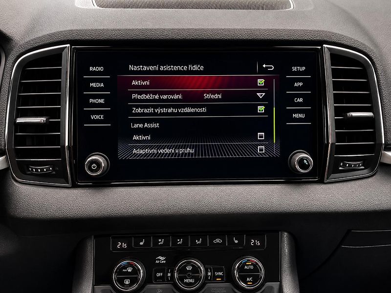 Škoda Karoq (2020) 1.5 TSI 110 kW DSG STYLE - fotka 20 z 34