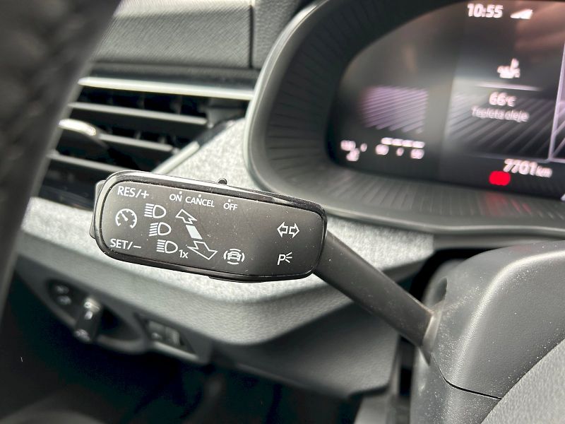 Škoda Scala (2025) Selection 1.0 TSI 85 kW - fotka 19 z 34