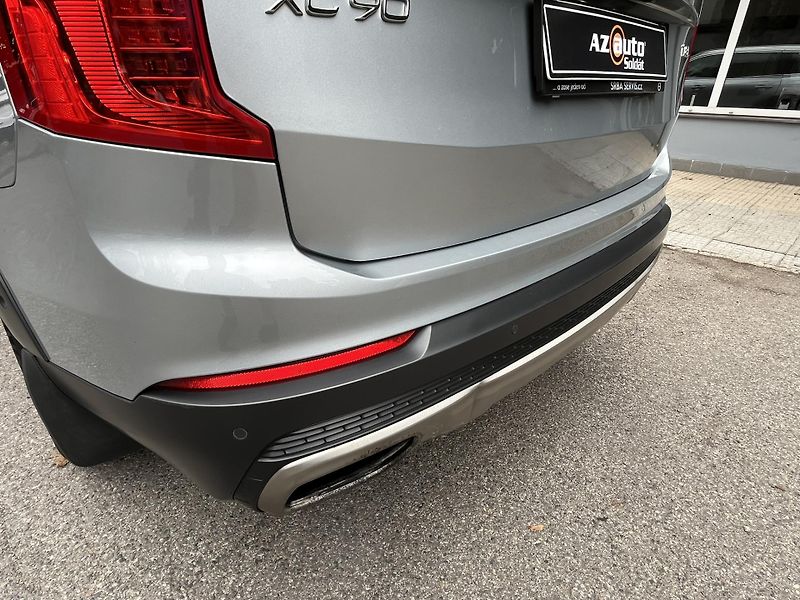 Volvo XC90 (2016) T8 AWD TWIN-ENGINE INSCRIPTION - fotka 42 z 47