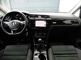 Volkswagen Touran 1.5 TSi Highline Navi - náhled 12