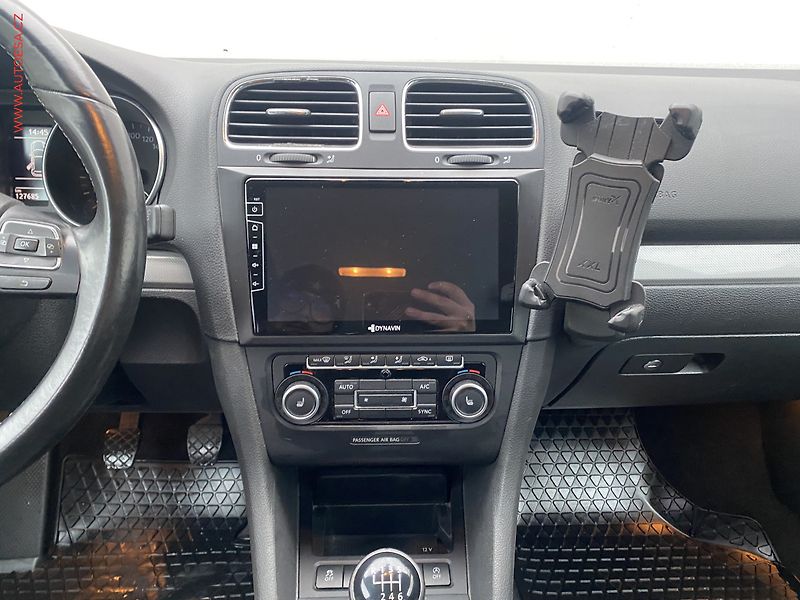 Volkswagen Golf (2012) 1.2 TSi, Match, +ALU - fotka 12 z 17