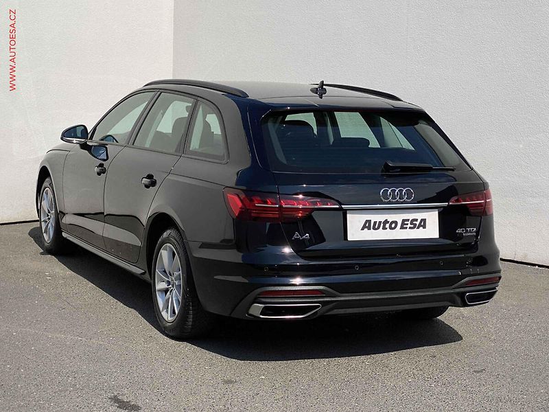 Audi A4 (2019) 2.0 TDi Quattro, AT. LED - fotka 6 z 20