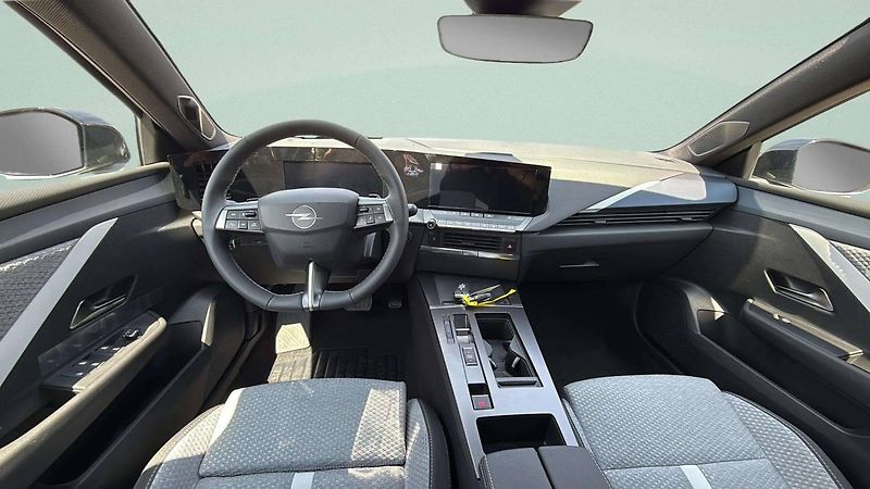 Opel Astra (2026) Edition ST Hybrid 1.2 TURBO (1 - fotka 14 z 23