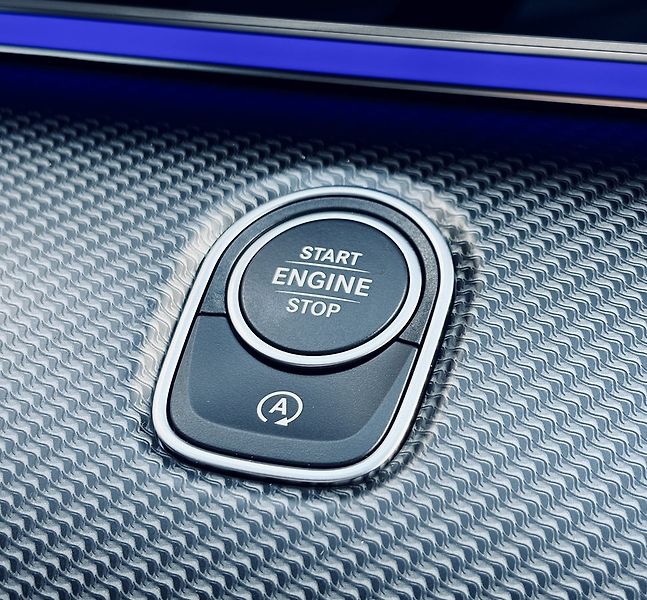 Mercedes-Benz Třídy V (2026) 300d EXCLUSIVE AMG 4M L AIR - fotka 31 z 37