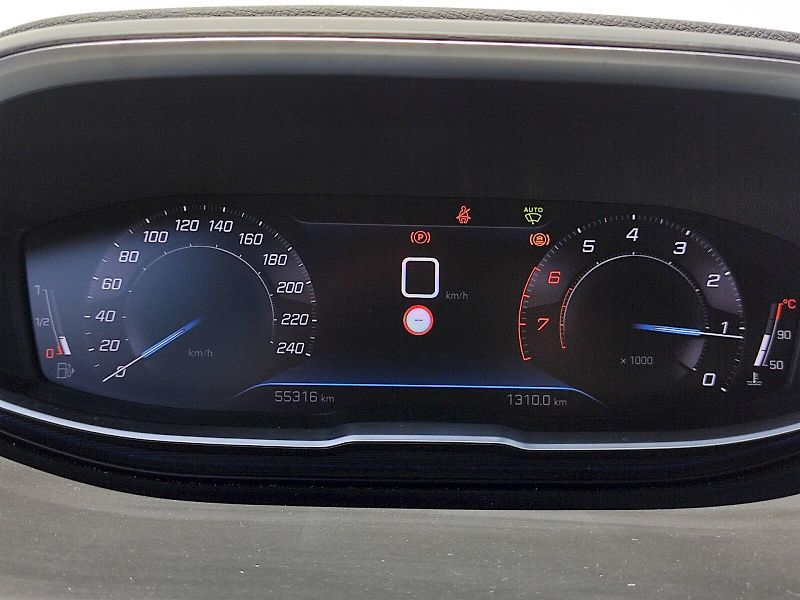 Peugeot 3008 (2023) ACTIVE PACK 1.2 PureTech 96kW - fotka 7 z 37