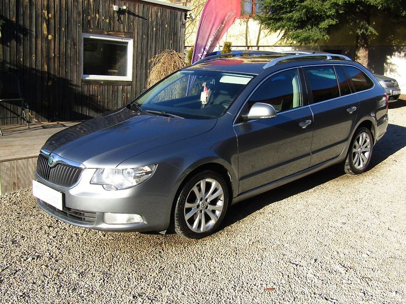 Škoda Superb (2011) 2.0 TDI 103kW  BEZ KOROZE - fotka 1 z 41