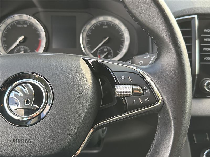 Škoda Karoq 2,0 TDI 110 kW DSG DPH ČR - fotka 19 z 35