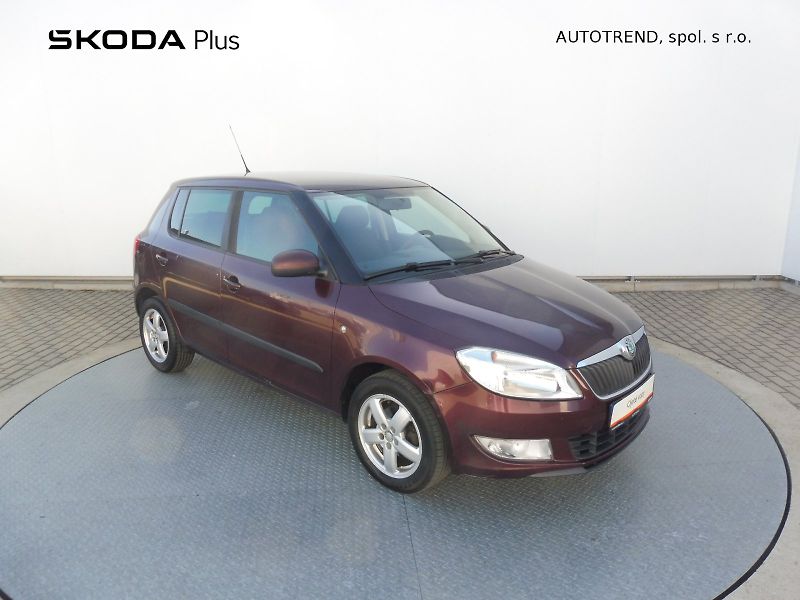 Škoda Fabia (2011) Ambiente 1,2 TSI 63kW - fotka 20 z 21