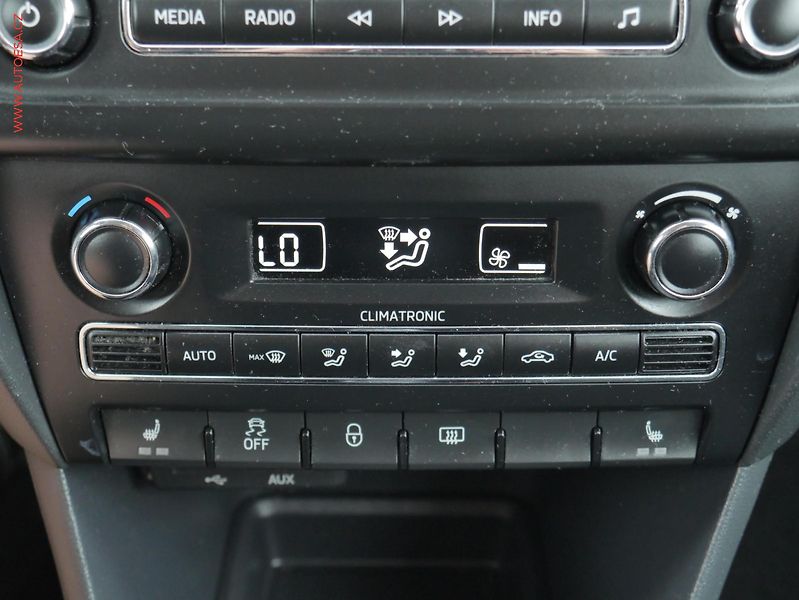 Škoda Rapid (2013) 1.6TDi, Ambition, STK4/28 - fotka 15 z 19