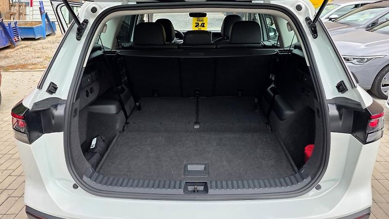 Volkswagen Tayron (2025) 2.0 TDI 142kW 4x4 DSG7 7míst - fotka 13 z 41