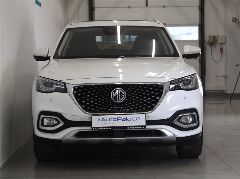 MG EHS 1,5 PHEV 190kW Exclusive PANO - fotka 2 z 28