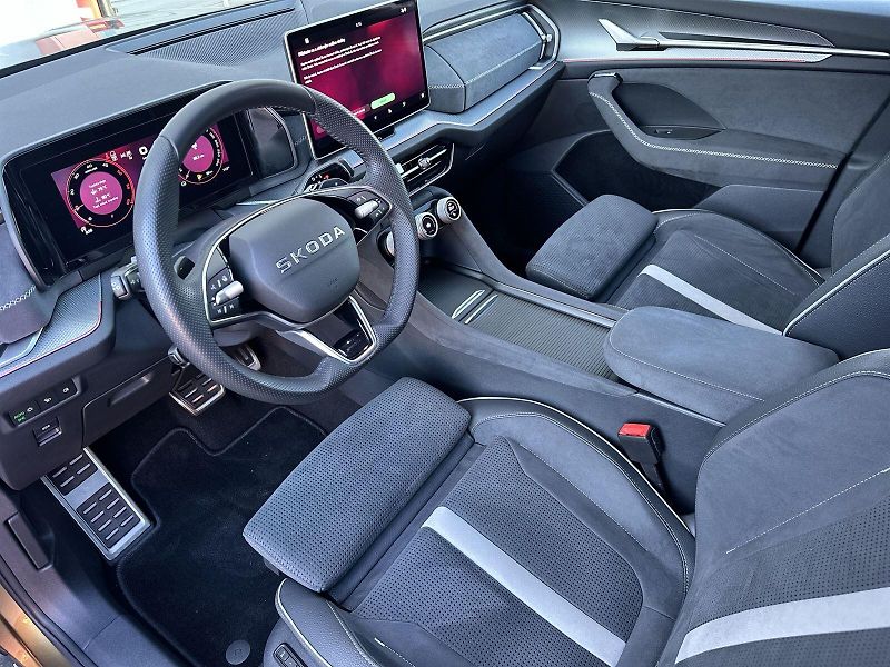 Škoda Kodiaq (2025) 2.0 TDI 4x4 DSG Sportline - fotka 8 z 40