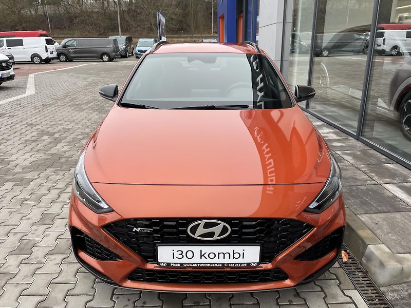 Hyundai i30 1,5T-GDI MHEV 103kW N-line MAN - fotka 2 z 32