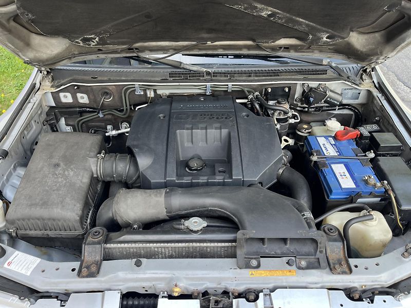 Mitsubishi Pajero 3.2 DID bez koroze - fotka 32 z 33