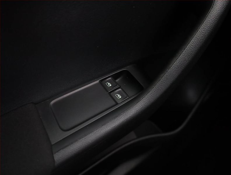 Škoda Fabia (2019) Ambition 1.0 TSI, Serv.kniha - fotka 15 z 17