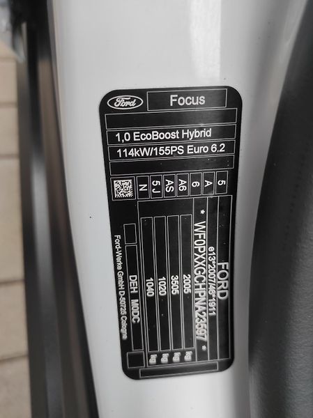 Ford Focus 1.0 EcoBoost mHev 114kw AT - fotka 27 z 44