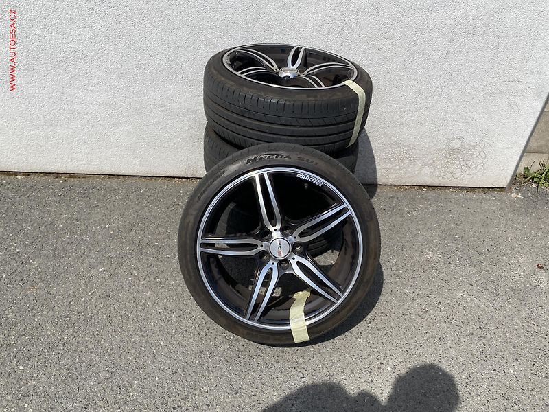 Hyundai i40 (2013) 2.0GDi, AC, park.asist - fotka 17 z 17
