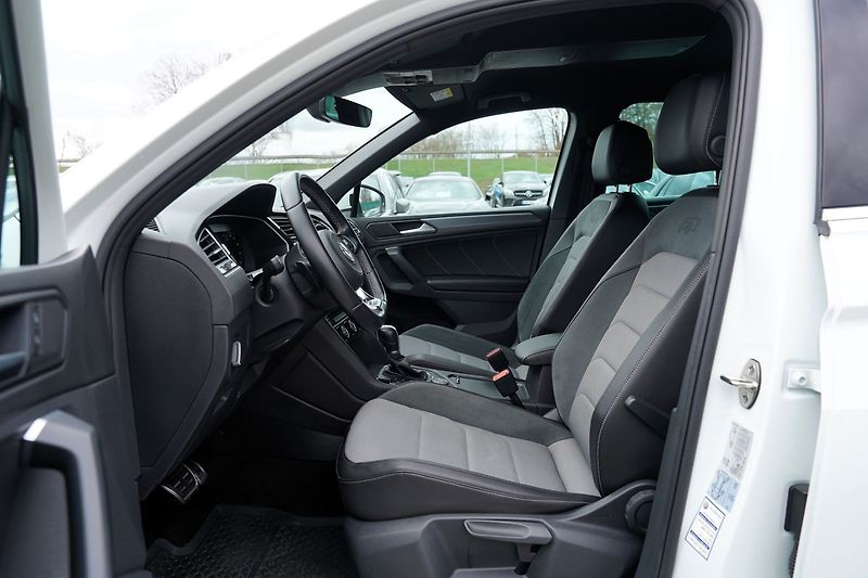 Volkswagen Tiguan 2.0 TSI 4Motion/DSG/R-line/ČR - fotka 25 z 54