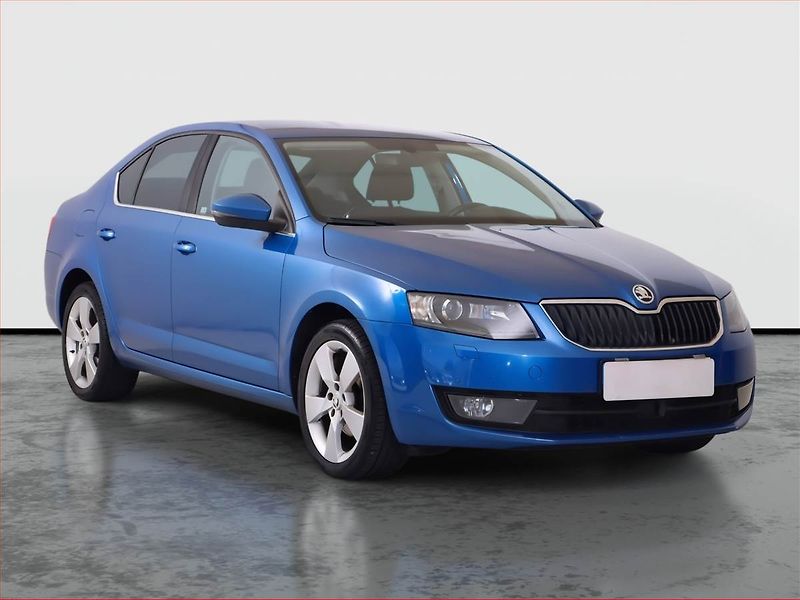 Škoda Octavia (2016) 1.6 TDI, Navi, Xenony - fotografie inzerátu