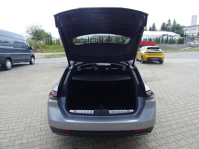Peugeot 508 (2023) SW ALLURE PACK 1.5 130k EAT8 - fotka 10 z 50