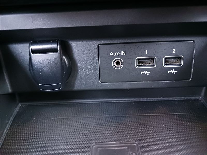 Renault Arkana 1,3 R.S. LINE 103KW Automat - fotka 25 z 36