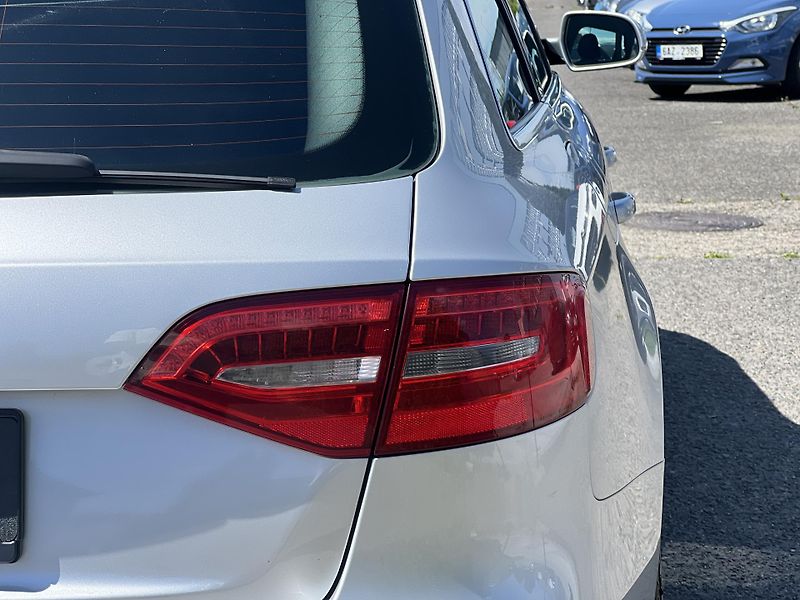 Audi A4 Avant 3.0TDi V6 180kw QUATTRO S-LINE - fotka 43 z 44