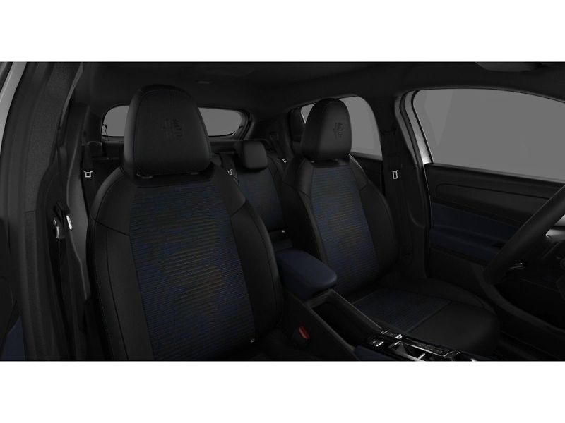 Alfa Romeo Junior (2026) Ibrida 1.2 Turbo Hybrid 145k * - fotka 6 z 6