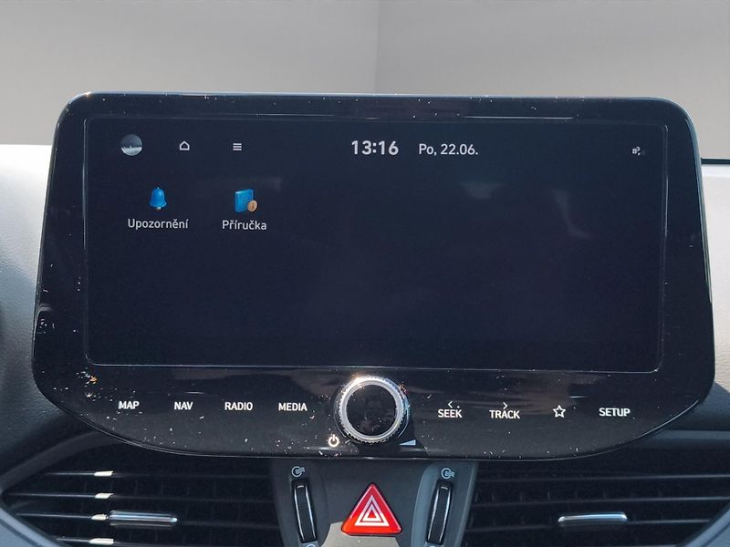 Hyundai i30 (2024) 1.5 DPi 70kW, ČR, 1. Maj., Ser - fotka 19 z 25
