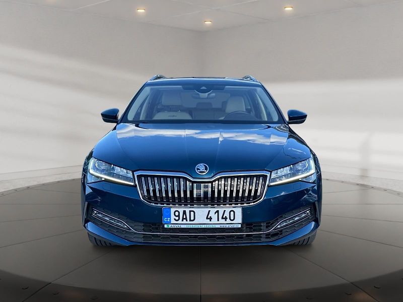 Škoda Superb (2022) L&K 2.0TDI 206kW DSG 4x4 TAŽNÉ - fotka 2 z 11