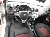 Alfa Romeo MiTo 1.4 T 135, AUTOMAT, KLIMA - náhled 11