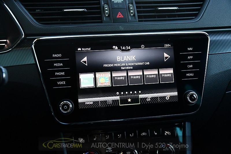 Škoda Superb 2,0TDI SPORTLINE 147KW DSG 4x4 - fotka 32 z 56