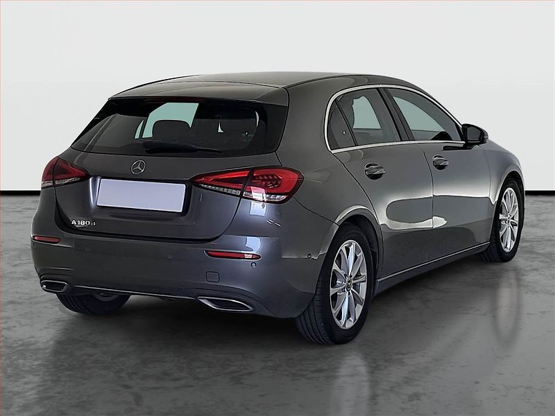 Mercedes-Benz Třídy A (2019) Progressive A 180 d, Automat - fotka 5 z 18