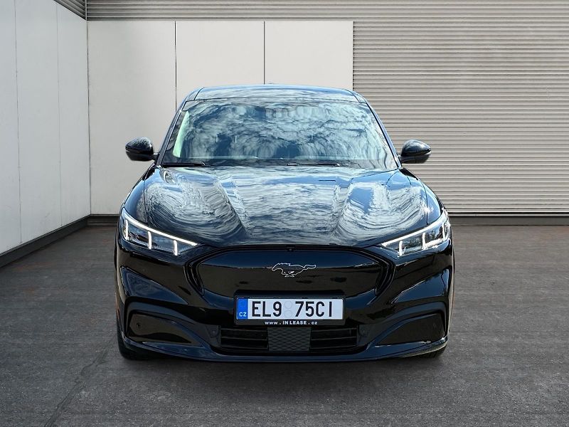 Ford Mustang Mach-E (2024) PREM BEV 91kWh 275kw PrD AWD - fotka 2 z 11