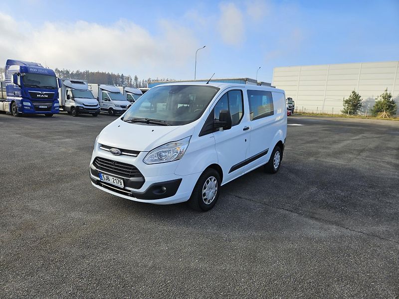Ford Transit Custom 2,0 TDCi 6 míst GO motoru - fotka 6 z 19