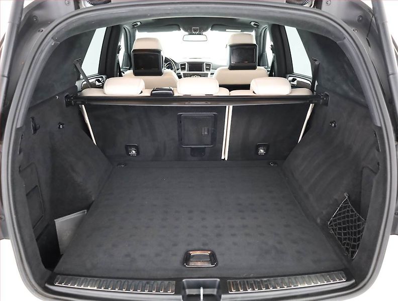 Mercedes-Benz Třídy M (2013) ML 350 BlueTEC, Automat - fotka 19 z 20