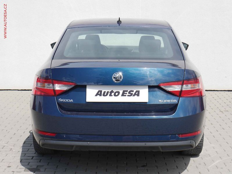 Škoda Superb (2016) 2.0TDi, ČR, Ambition, bixen - fotka 5 z 19