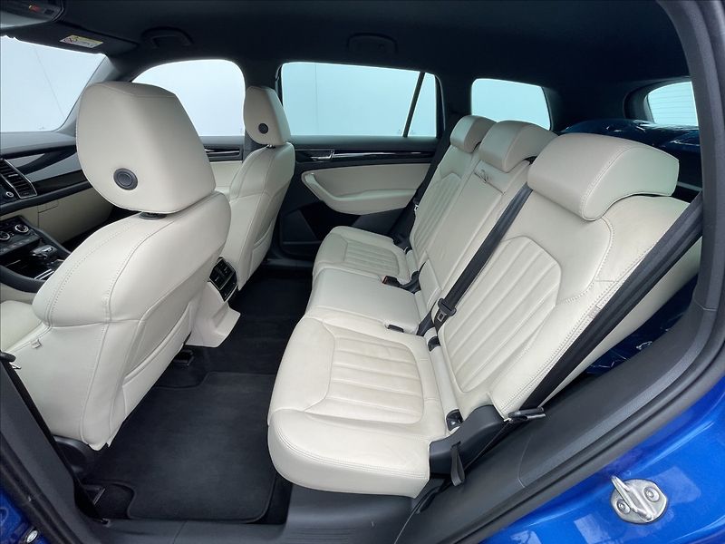 Škoda Kodiaq 2,0 TDI 4x4 DSG L&K TAŽNÉ - fotka 17 z 24