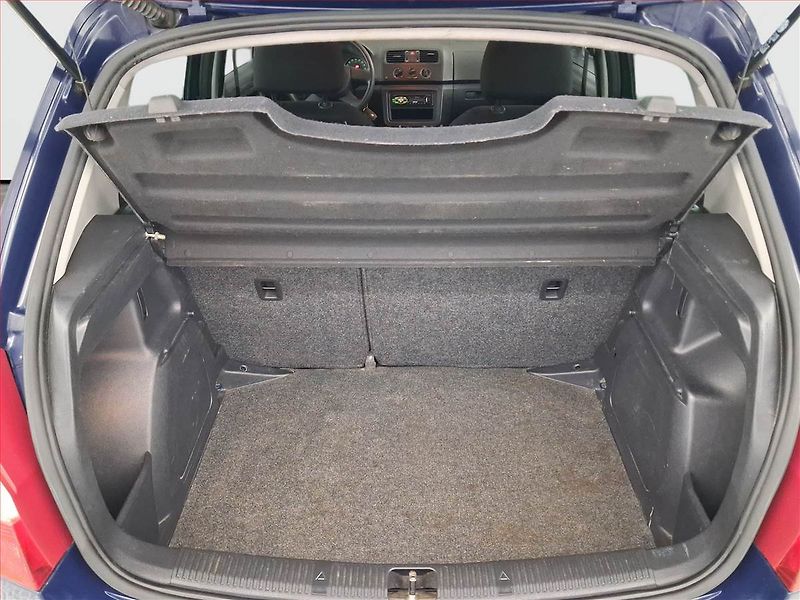 Škoda Fabia (2012) 1.2 12V, po STK, jezdí výborně - fotka 13 z 15