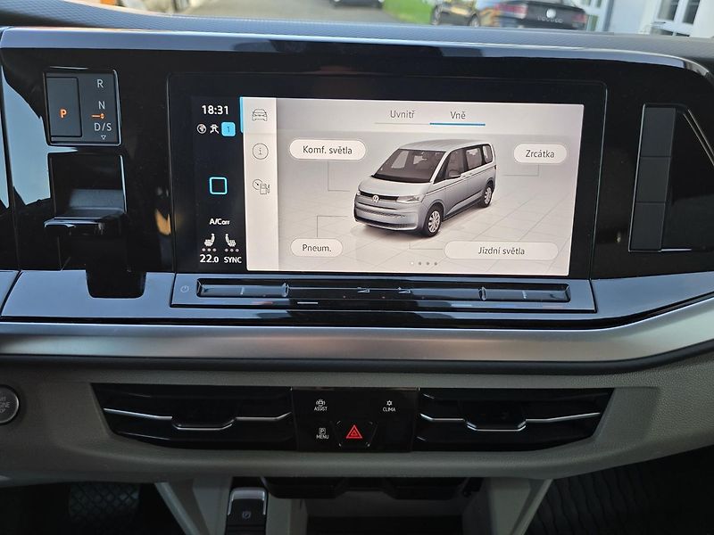 Volkswagen Multivan T7 150kW LIFE LONG DSG WEBASTO - fotka 25 z 49