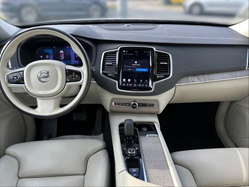 Volvo XC90 2,0 B5 AWD D Plus Bright AT - fotka 9 z 11