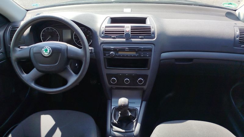 Škoda Octavia (2011) 1.4 tsi  TOP STAV - fotka 5 z 27