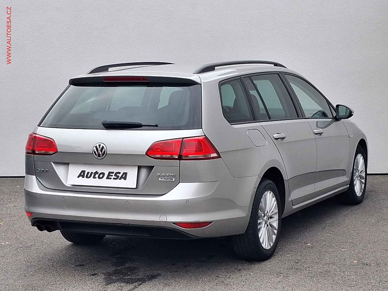 Volkswagen Golf (2014) 2.0 TDi, 1.maj, Comfortline - fotka 4 z 16