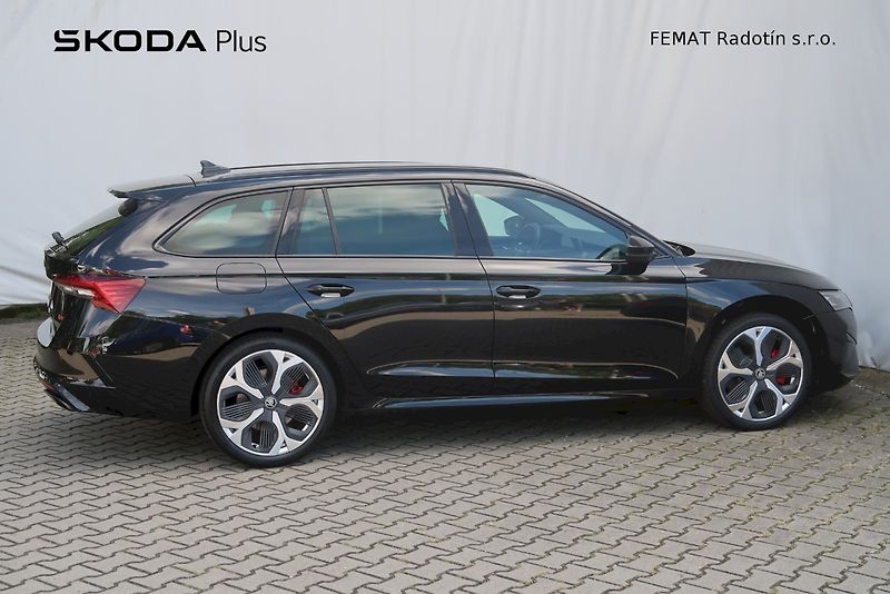 Škoda Octavia (2026) Combi 2,0 TSi/195 kW DSG - fotka 3 z 32