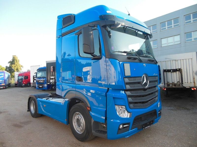 Mercedes-Benz Actros 1845 - fotka 2 z 22
